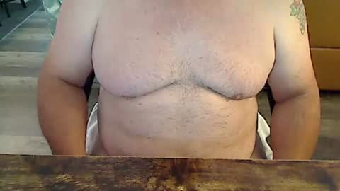 Snapshot of perfecto1957 chatting on 10-23-25, 03:22 perfecto1957 online show from 10-23-25, 03:22