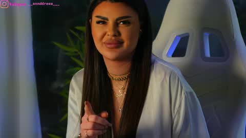 Snapshot of perfectt33n chatting on 12-05-24, 01:06 Dee online show from 12-05-24, 01:06