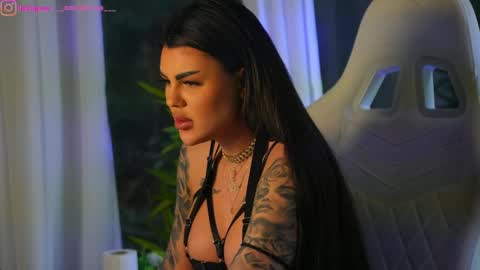 Snapshot of perfectt33n chatting on 12-11-24, 12:02 Dee online show from 12-11-24, 12:02