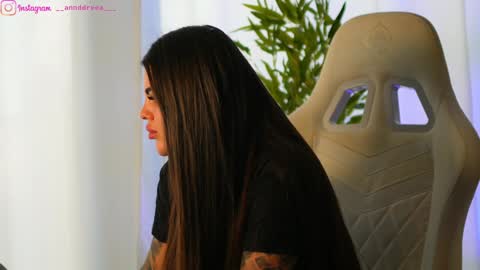 Snapshot of perfectt33n chatting on 03-04-25, 09:18 Dee online show from 03-04-25, 09:18