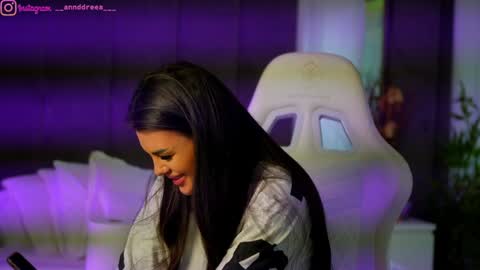 Snapshot of perfectt33n chatting on 09-11-25, 02:17 Dee online show from 09-11-25, 02:17