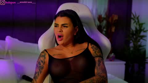 Snapshot of perfectt33n chatting on 09-12-25, 03:23 Dee online show from 09-12-25, 03:23