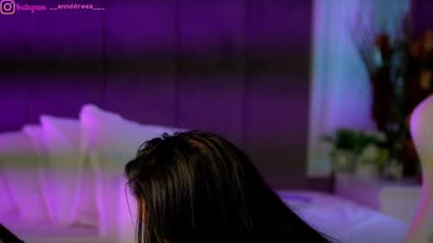 Snapshot of perfectt33n chatting on 09-22-25, 02:52 Dee online show from 09-22-25, 02:52