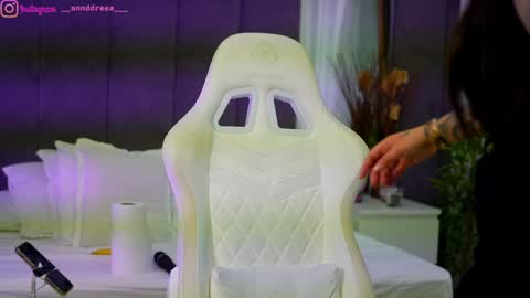 Snapshot of perfectt33n chatting on 10-04-25, 02:26 Dee online show from 10-04-25, 02:26