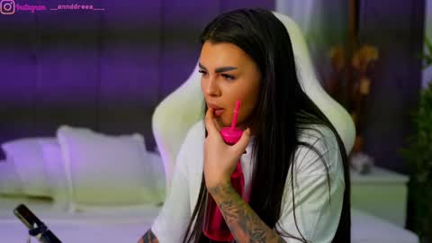 Snapshot of perfectt33n chatting on 10-06-25, 03:31 Dee online show from 10-06-25, 03:31