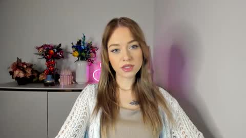 Cindy online show from 12-22-25, 06:21