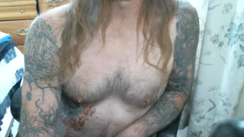 Snapshot of perkymalenipples chatting on 02-22-25, 05:57 perkymalenipples online show from 02-22-25, 05:57