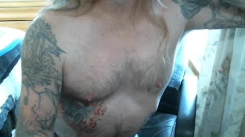 Snapshot of perkymalenipples chatting on 03-07-25, 07:38 perkymalenipples online show from 03-07-25, 07:38