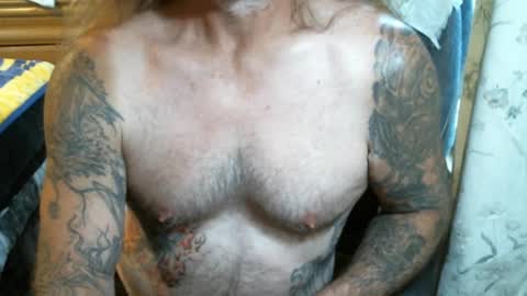 Snapshot of perkymalenipples chatting on 09-21-25, 09:27 perkymalenipples online show from 09-21-25, 09:27