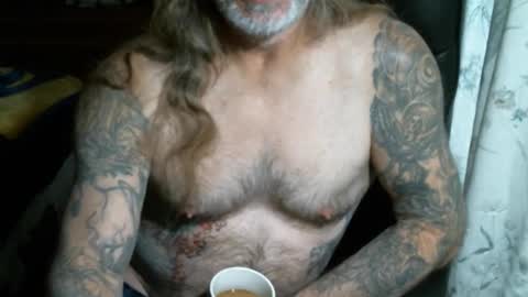 Snapshot of perkymalenipples chatting on 11-11-25, 01:55 perkymalenipples online show from 11-11-25, 01:55