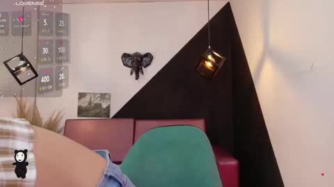   online show from 10-17-25, 07:49