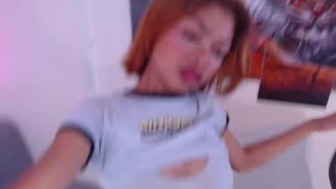 Perla online show from 02-15-25, 06:33