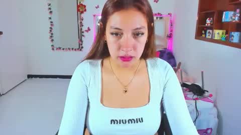 PERLA online show from 12-20-25, 12:51