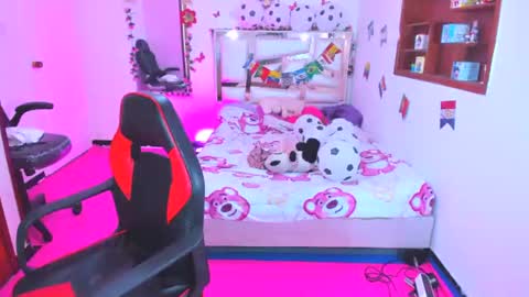 PERLA online show from 07-02-26, 02:55