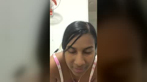Snapshot of perlas208531 chatting on 07-05-26, 01:45 perlas208531 online show from 07-05-26, 01:45