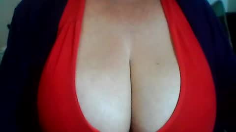 perlita070822 online show from 07-28-26, 04:19