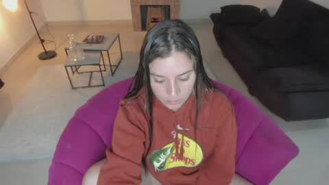 Marie online show from 01-31-25, 11:35