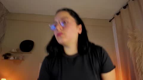 Marie online show from 03-05-26, 11:06