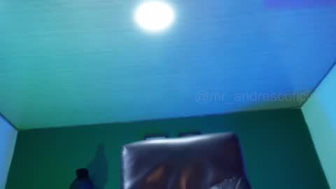 Snapshot of perseoo_88 chatting on 01-21-25, 11:45 andres online show from 01-21-25, 11:45