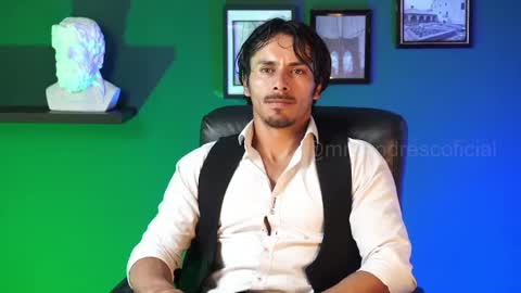 Snapshot of perseoo_88 chatting on 02-18-25, 09:31 andres online show from 02-18-25, 09:31