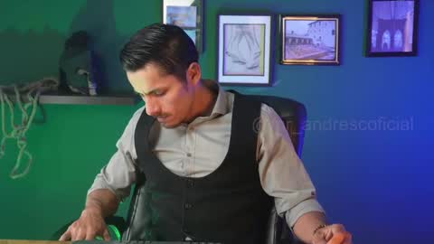 Snapshot of perseoo_88 chatting on 11-06-25, 05:25 andres online show from 11-06-25, 05:25