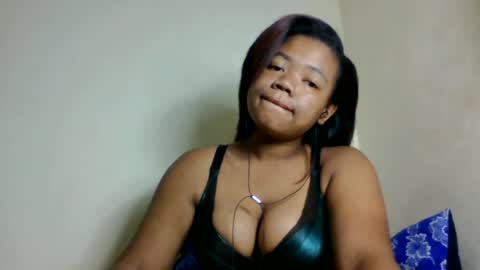 Snapshot of perversah chatting on 06-19-26, 11:30 Perversah online show from 06-19-26, 11:30
