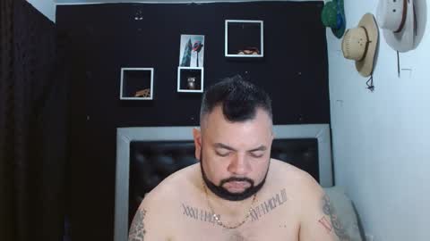 Carlos online show from 02-14-25, 04:31