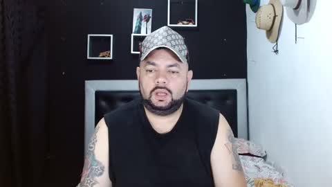 Carlos online show from 02-18-25, 03:21