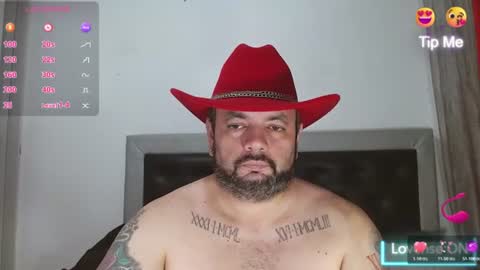Snapshot of perverseveteranmanxxx chatting on 06-11-26, 04:43 Carlos online show from 06-11-26, 04:43