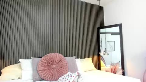 Lizza online show from 09-23-25, 11:24