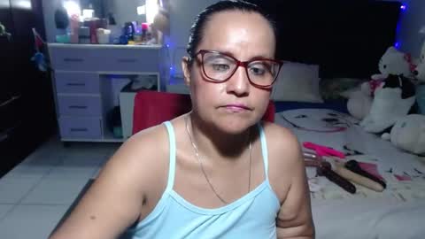 Snapshot of pervert_mommy_x chatting on 06-28-26, 11:38 SAMY online show from 06-28-26, 11:38