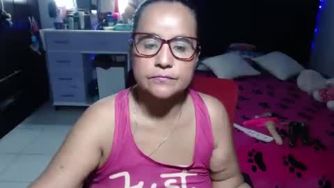 Snapshot of pervert_mommy_x chatting on 07-14-26, 09:58 SAMY online show from 07-14-26, 09:58