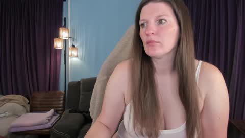 Kelly online show from 02-03-26, 12:21