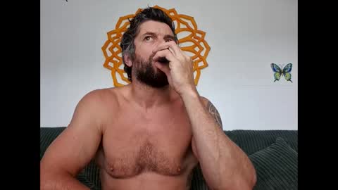 Snapshot of pete_le_meat chatting on 05-17-26, 10:33 pete_le_meat online show from 05-17-26, 10:33