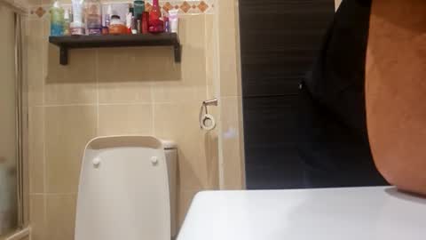 peter50831 online show from 10-21-25, 01:28