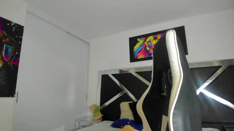 PeterColeman online show from 12-21-24, 02:41