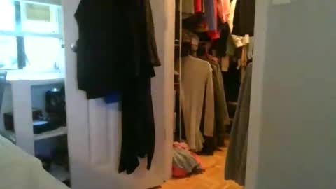 Snapshot of petercockdick chatting on 06-04-26, 12:11 Hard and Horny for you online show from 06-04-26, 12:11