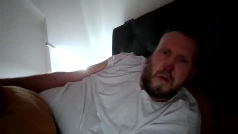 jelle online show from 02-05-26, 09:47