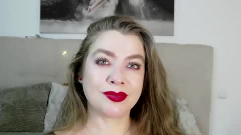 Snapshot of petersemily chatting on 12-14-24, 12:55 Peters Emily online show from 12-14-24, 12:55