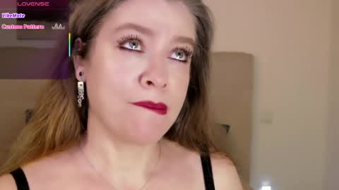 Peters Emily online show from 04-10-26, 10:36