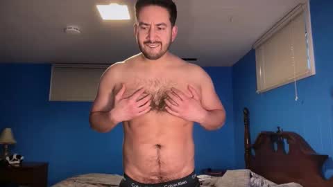 Snapshot of peteypete204 chatting on 05-04-26, 11:17 peteypete204 online show from 05-04-26, 11:17