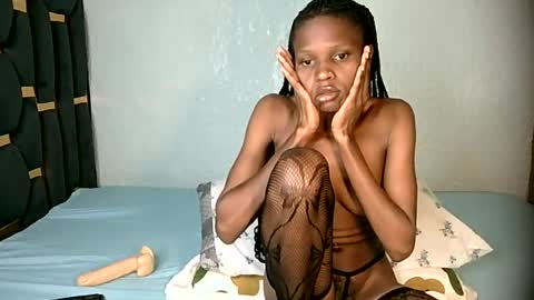 Snapshot of pethmia chatting on 07-13-26, 09:23 pethmia online show from 07-13-26, 09:23