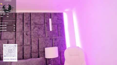 Snapshot of petit_rosseowo chatting on 03-07-25, 01:53 Im Rosse but u can call me Rossie or Rosita . online show from 03-07-25, 01:53