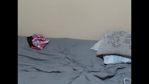 petite_bunni online show from 05-26-26, 04:47