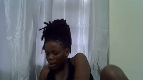 Snapshot of petite_melan chatting on 11-13-25, 05:06 petite_melan online show from 11-13-25, 05:06