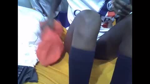 petite_melan online show from 01-15-26, 12:10