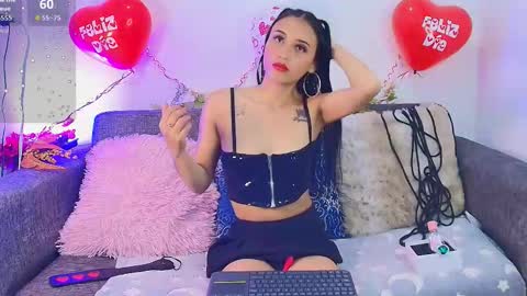 Snapshot of petite_pepper18 chatting on 02-12-26, 04:35 petite_pepper18 online show from 02-12-26, 04:35