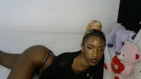 petite_princes online show from 12-03-24, 01:32