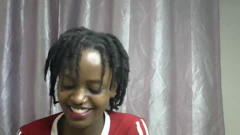 petite_star2 online show from 01-17-26, 05:27