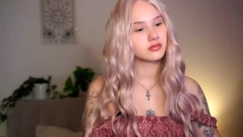 Nika online show from 04-18-26, 04:00